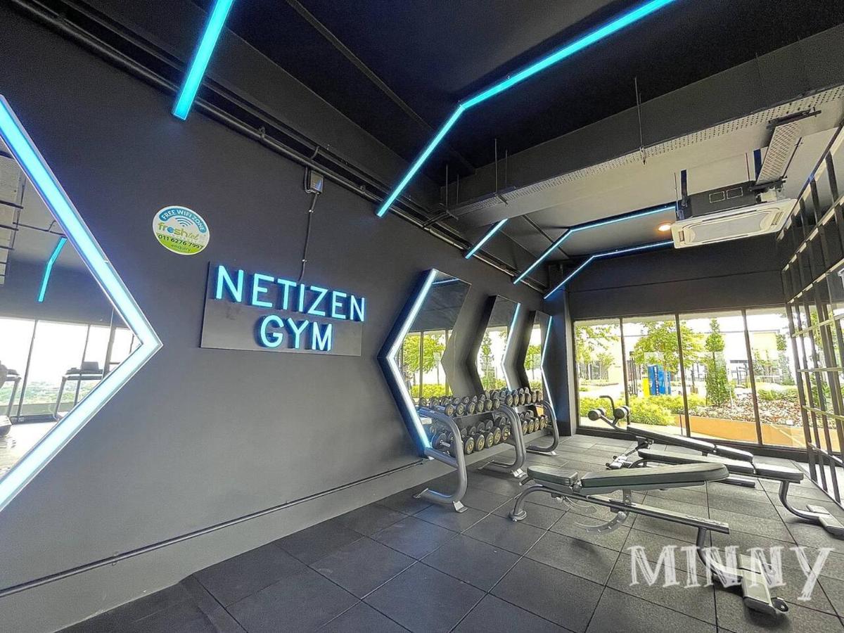 Netizen Near Mrt 2-3Pax Cozy Stay Cheras Exterior photo